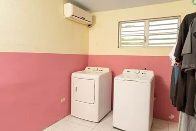 63 Sector Villa Borinquen, Vieques, PR 00765 - Photo 14