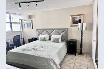 6410 Ave Isla Verde #3F Este, Carolina, PR 00979 - Photo 10