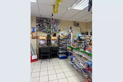 57 C. Ulises Martinez Urb. Otero Mendez, Humacao, PR 00791 - Photo 2