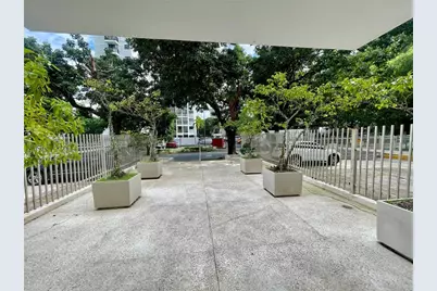 76 Kings Court #902, San Juan, PR 00907 - Photo 2