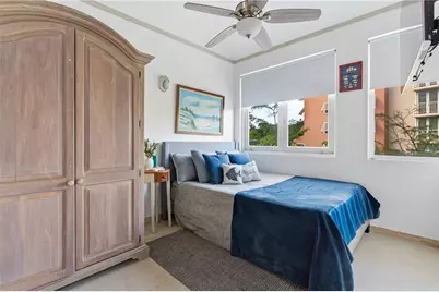 25 Plaza Mayor, Humacao, PR 00791 - Photo 22