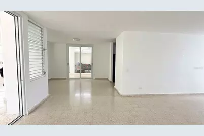 4-3 Paseo De La Alhambra, Guaynabo, PR 00966 - Photo 8