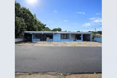 Calle 3 Urb. Flamboyan #A-3, Manati, PR 00674 - Photo 1