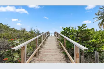 4837 Isla Verde Ave, Carolina, PR 00979 - Photo 20