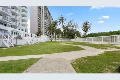 4837 Isla Verde Ave, Carolina, PR 00979 - Photo 18