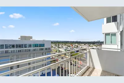 4837 Isla Verde Ave, Carolina, PR 00979 - Photo 16