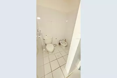 37 Isla Verde Ave. #203, Carolina, PR 00979 - Photo 22