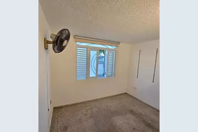 92 Levittown Lakes Calle Domingo Delgado, Toa Baja, PR 00949 - Photo 10