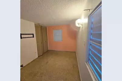 92 Levittown Lakes Calle Domingo Delgado, Toa Baja, PR 00949 - Photo 8