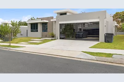 Urb Las Casonas Aranda, Guaynabo, PR 00966 - Photo 2