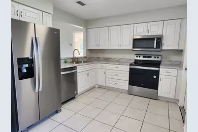 609 Estrada Lane, Kissimmee, FL 34758 - Photo 2