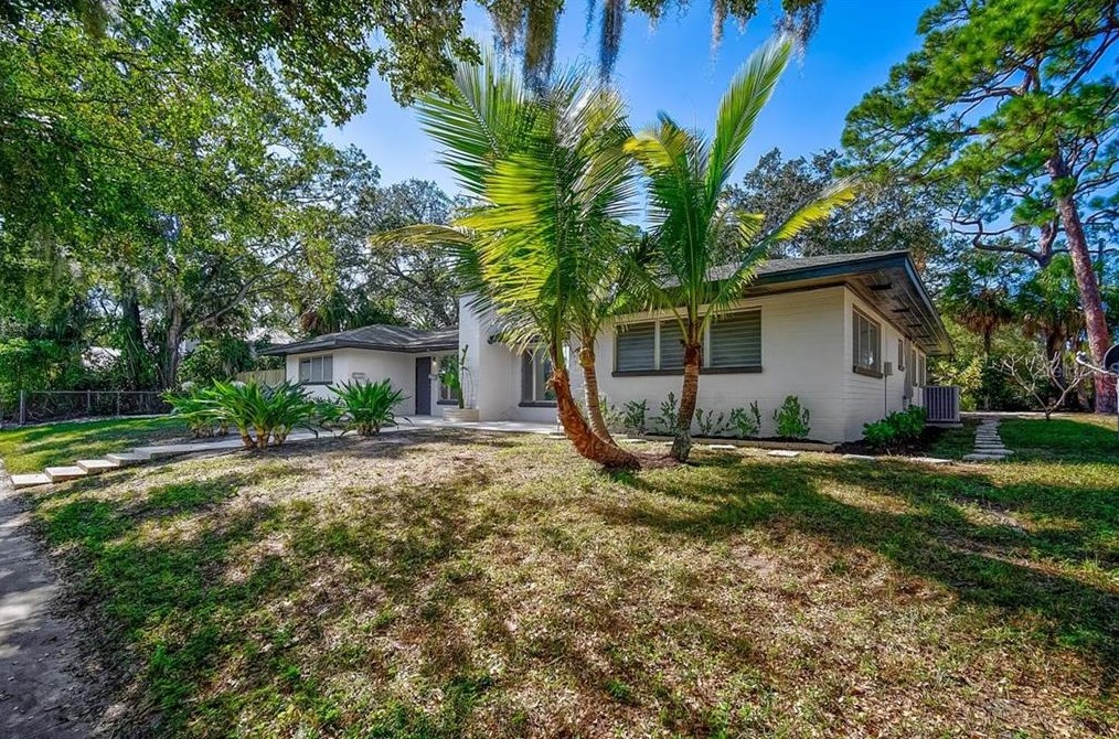 1223 Cocoanut Ave, Sarasota, FL 34236