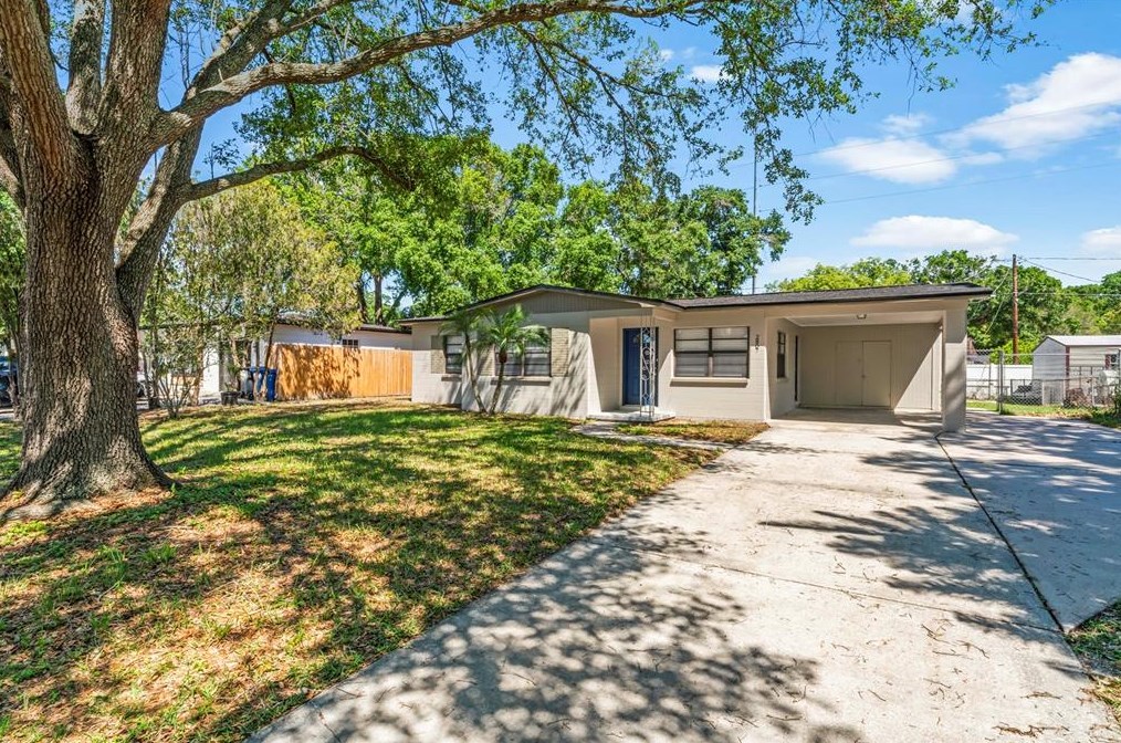 2807 Auburn Ave, Tampa, FL 33614-2806