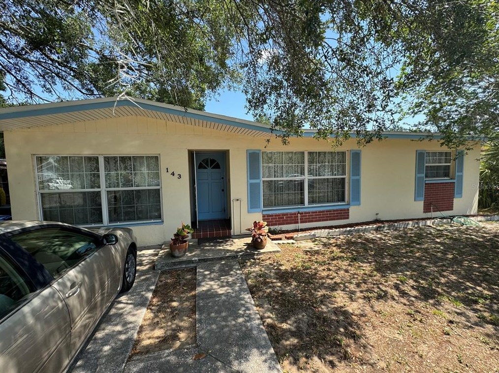 143 Melanie Ln, Brandon, FL 33510-2414