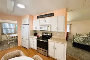 408 Hawthorne Blvd, Leesburg, FL 34748 - Photo 10