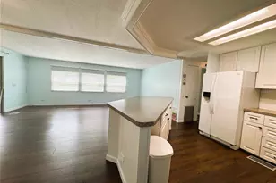 139 Royal Palm Dr, Leesburg, FL 34748 - Photo 8