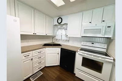 139 Royal Palm Drive, Leesburg, FL 34748 - Photo 16