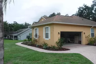 2913 Deerbrook Dr, Lakeland, FL 33811 - Photo 4