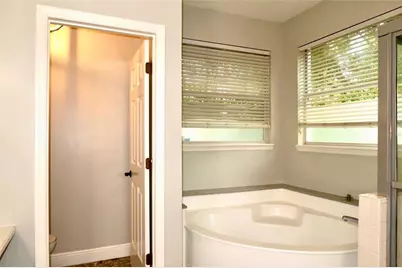 8044 Rural Retreat Ct, Orlando, FL 32819 - Photo 30