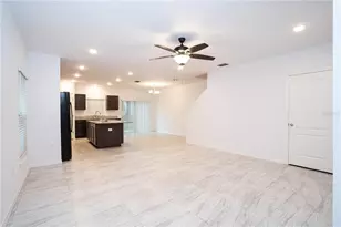 3850 Hampstead Ln, Lakeland, FL 33810 - Photo 2