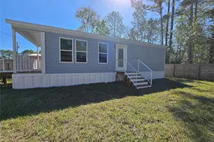 24350 Maxwell St, Astor, FL 32102 - Photo 18