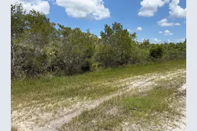 Sarasota Drive #11, Indian Lake Estates, FL 33855 - Photo 2