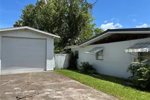 24121 Armadillo Rd, Astor, FL 32102 - Photo 4