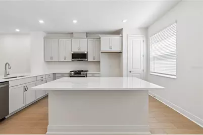 8105 Seaflower Parkway, Bradenton, FL 34210 - Photo 6