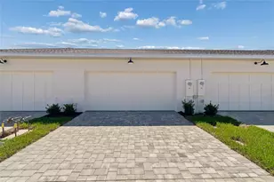 8105 Seaflower Pkwy, Bradenton, FL 34210 - Photo 4
