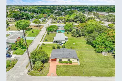2102 Avenue P, Fort Pierce, FL 34950 - Photo 1
