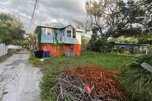 212 48th St N, Saint Petersburg, FL 33713 - Photo 4