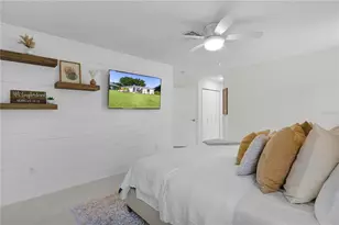 5252 Grove Mnr, Lady Lake, FL 32159 - Photo 36