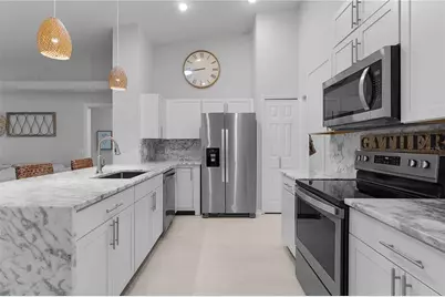 5252 Grove Manor, Lady Lake, FL 32159 - Photo 14