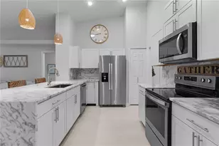 5252 Grove Mnr, Lady Lake, FL 32159 - Photo 14