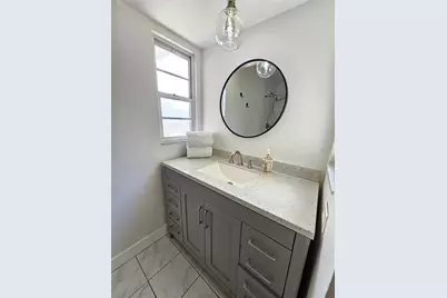6442 Colonial Drive, Sarasota, FL 34231 - Photo 12