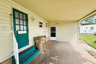 136 Dogwood Trail, Leesburg, FL 34748 - Photo 6