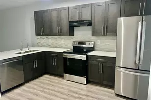 519 Blackbird Ln, Kissimmee, FL 34759 - Photo 2