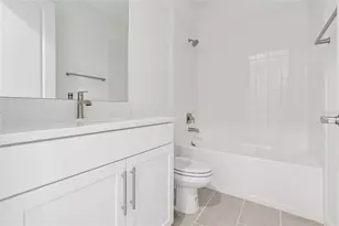 7554 Hawkstone Dr, Sarasota, FL 34241 - Photo 36