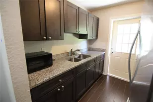 6101 SE Foss Rd, Belleview, FL 34420 - Photo 2