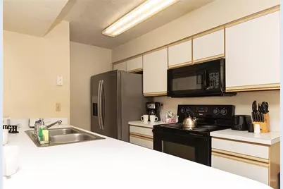 2492 Sweetwater Club Circle #68, Kissimmee, FL 34746 - Photo 8