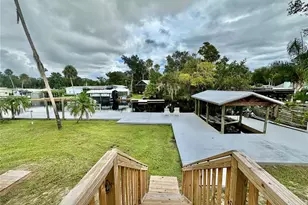 55744 Holiday Cir, Astor, FL 32102 - Photo 14