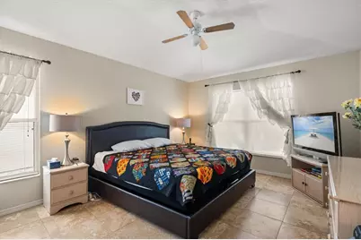 940 Lake Berkley Drive, Kissimmee, FL 34746 - Photo 24