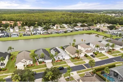 940 Lake Berkley Drive, Kissimmee, FL 34746 - Photo 32