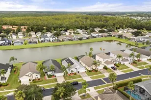 940 Lake Berkley Dr, Kissimmee, FL 34746 - Photo 32