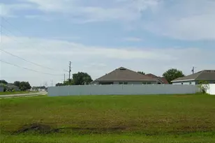 800 Carrousel Ln, Kissimmee, FL 34759 - Photo 1