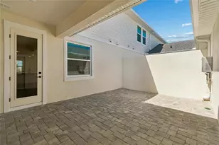 8215 Seaflower Pkwy, Bradenton, FL 34210 - Photo 2