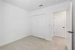 8215 Seaflower Pkwy, Bradenton, FL 34210 - Photo 12