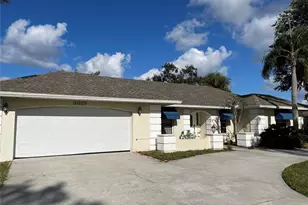 3819 Countryside Ln, Sarasota, FL 34233 - Photo 4