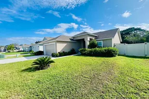 276 Arbuthnot St, Winter Haven, FL 33881 - Photo 2