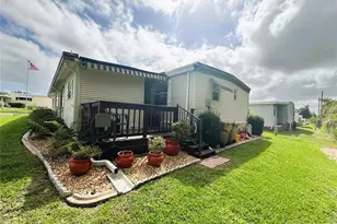 131 Bougainvillea Dr, Leesburg, FL 34748 - Photo 8